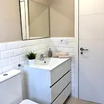 Centrico, Acogedor Y Luminoso Apartman